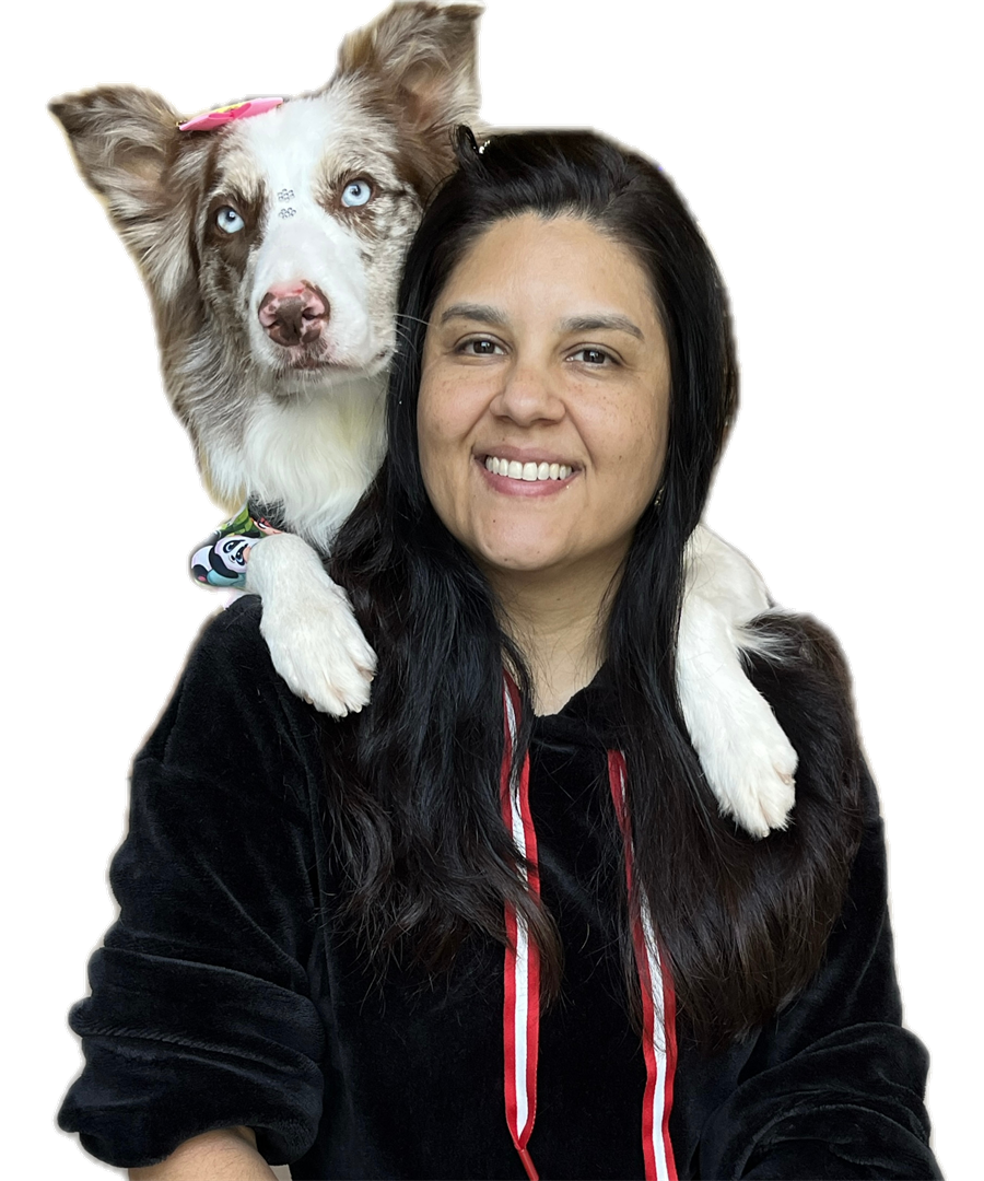 Débora com cão da PetSkill